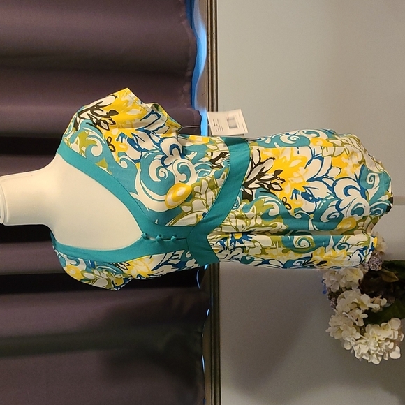 NWT Liz & Co patterned top - Picture 4 of 8